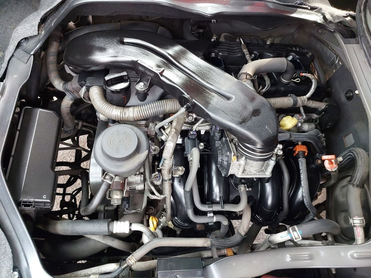 Toyota Hiace (RAMADAN OFFER) TOYOTA HIACE VAN RHD 2006 MODEL 2.0 L PETRO AUTOMATIC(PM49614)