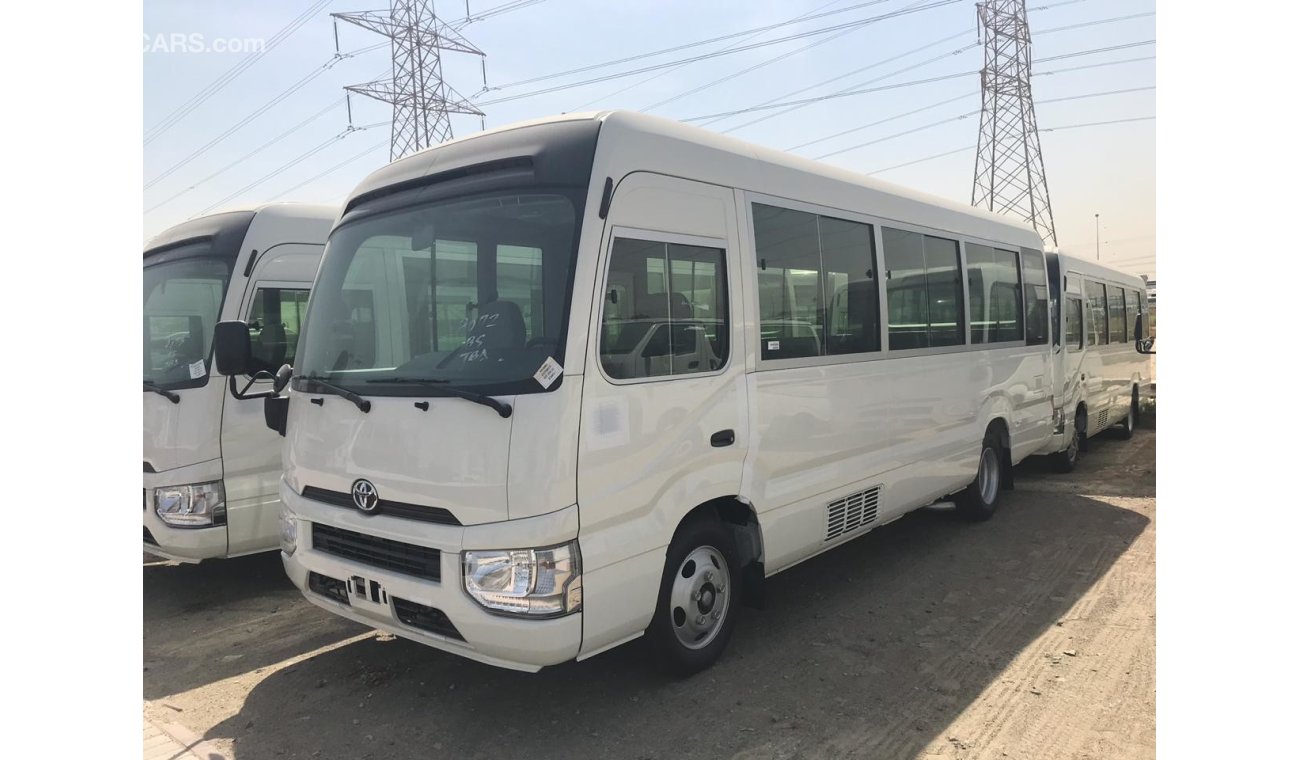 تويوتا كوستر FULL  OPTION DIESEL 30 SEATS