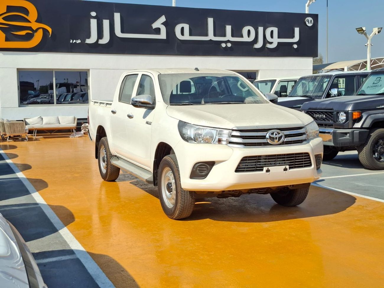 تويوتا هيلوكس Toyota Hilux DLX 2.7L AT PETROL 4X4 DOUBLE CABIN