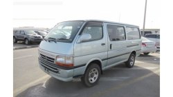 تويوتا هاياس Toyota Hiace Van Right Hand Drive (Stock PM 826)