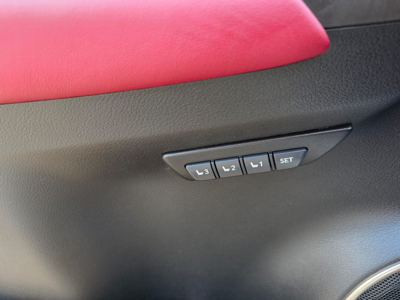 لكزس NX 300 NX300