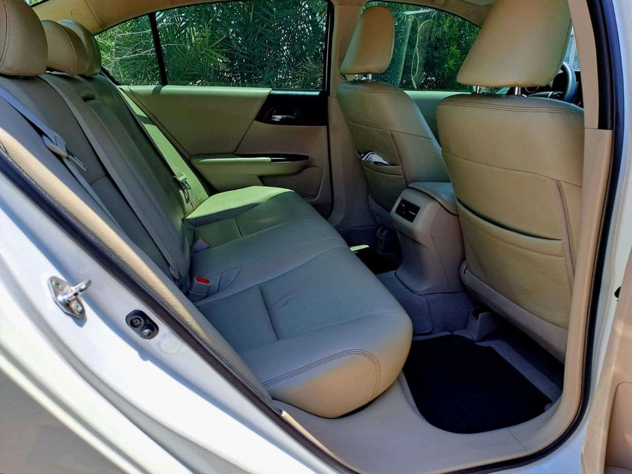 Honda Accord EX 880X48-Monthly l GCC l Sunroof, Cruise, Leather l Accident Free