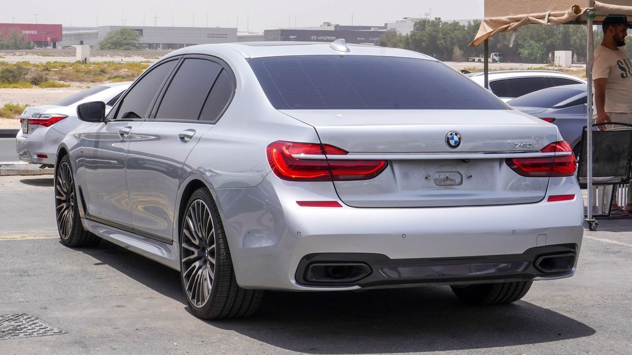 بي أم دبليو 740Li