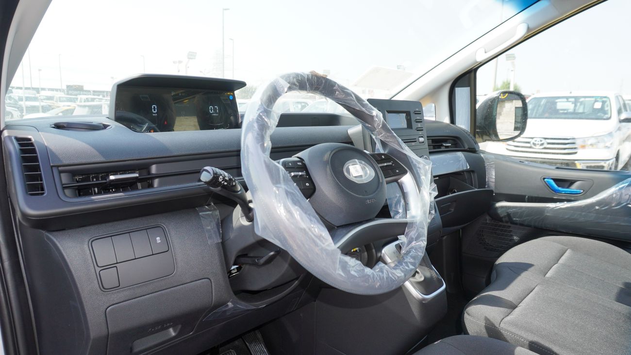 Hyundai Staria 3.5 L V6