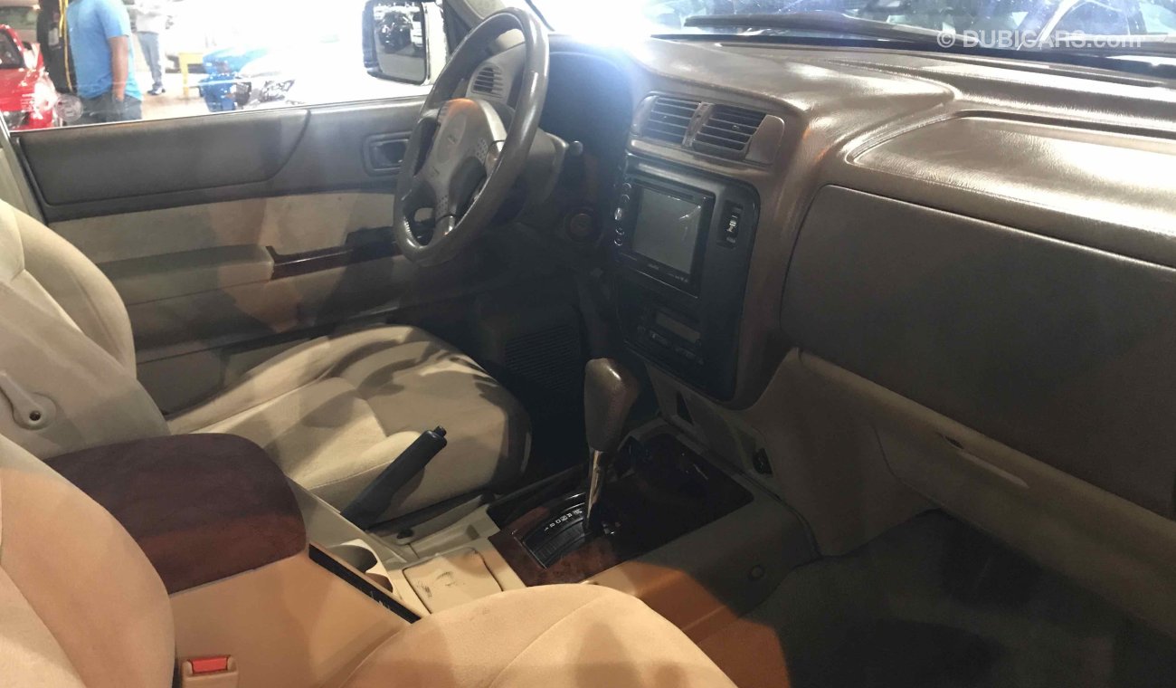 نيسان باترول سوبر سفاري