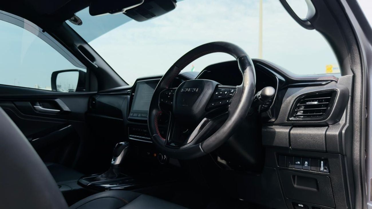 Isuzu DMax X-TERRAIN | AUTOMATIC | 3.0L DIESEL ENGINE | PUSH START | 2022