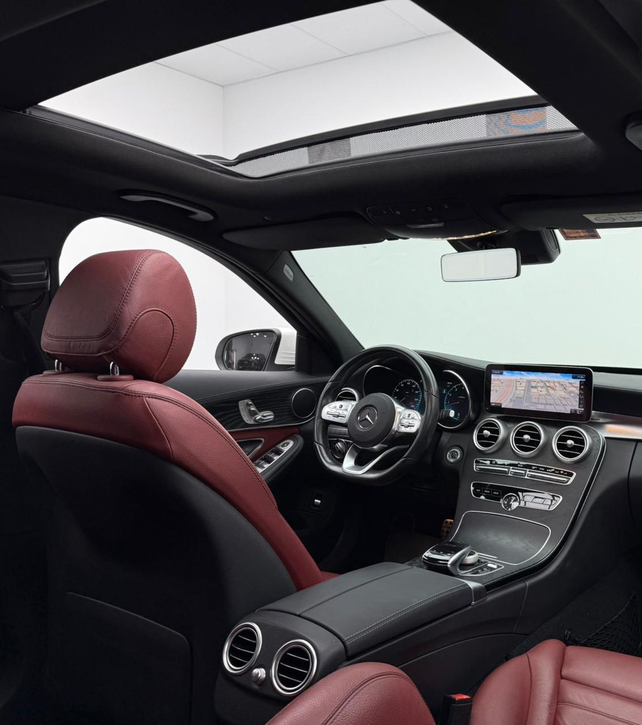 مرسيدس بنز C 200 2021 Mercedes Benz C200 AMG, 2026 Mercedes Warranty, Full Mercedes Service History, GCC