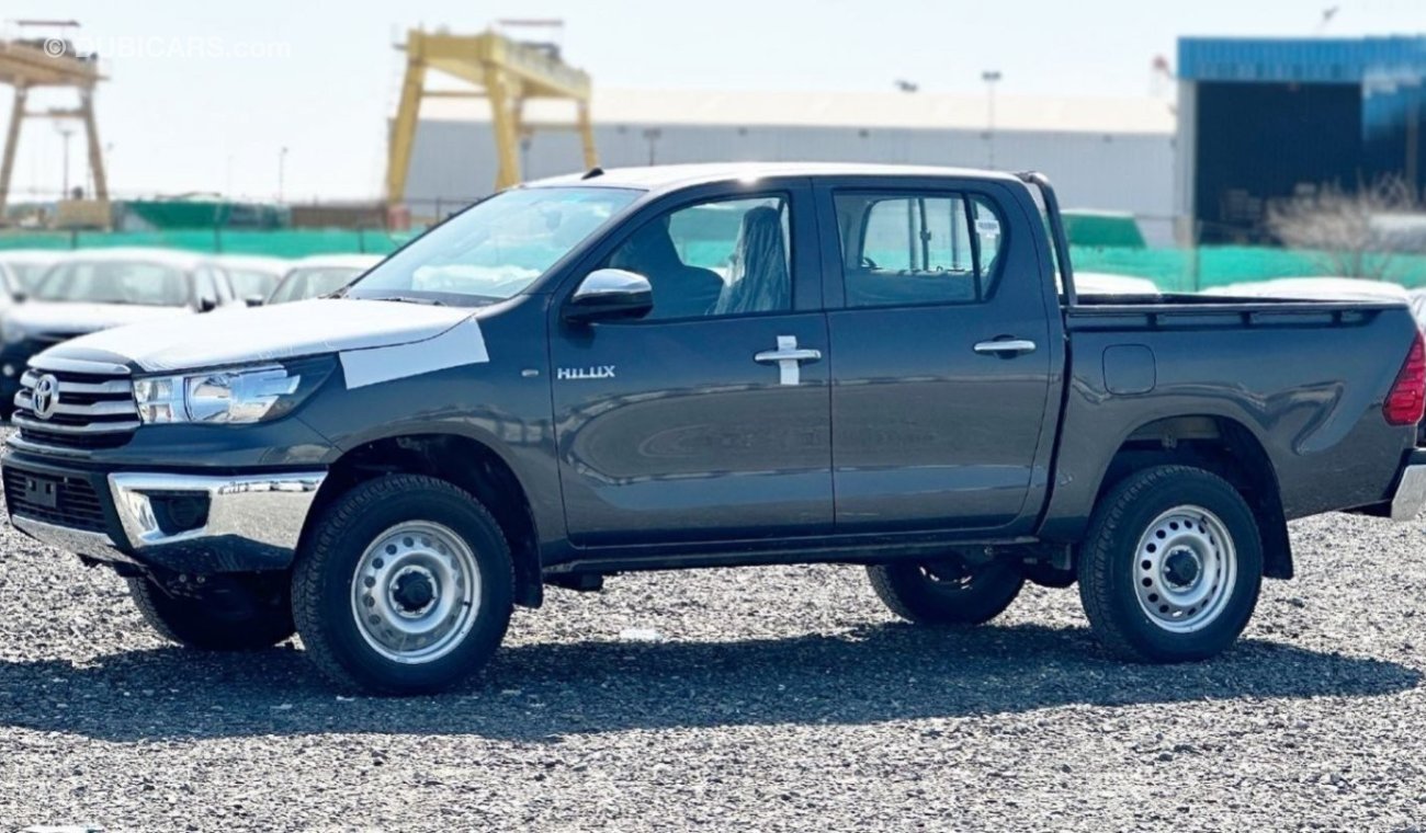 Toyota Hilux 2.4L DC 4WD MT(EXPORT ONLY)