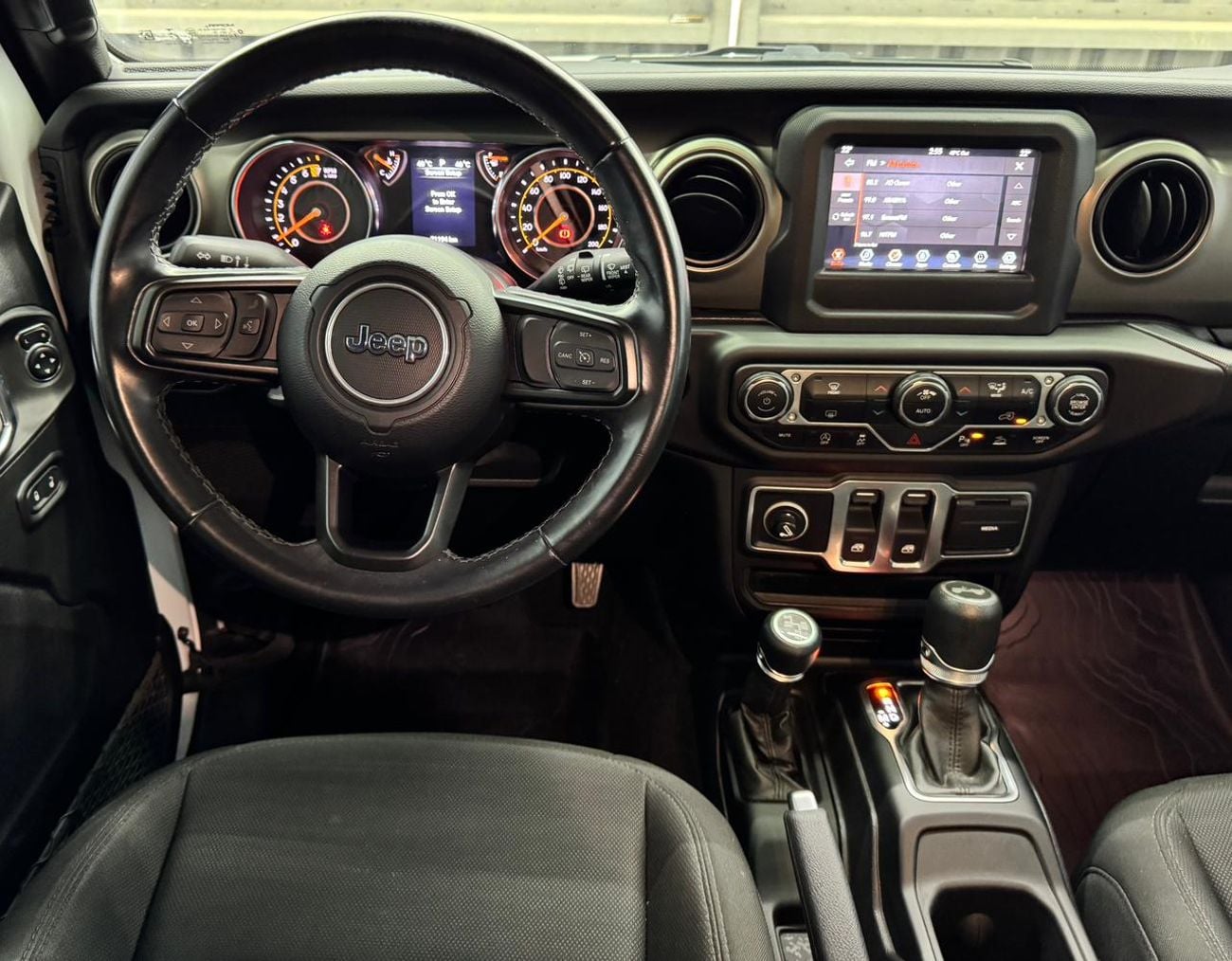جيب رانجلر Sport 3.6L A/T (5 Seater)