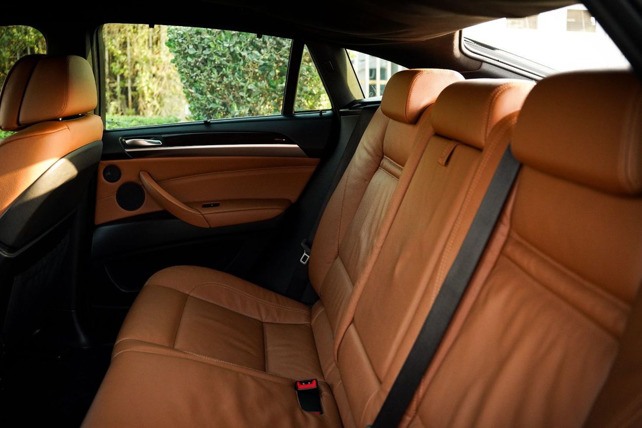 BMW X6 50i Exclusive 4.4L