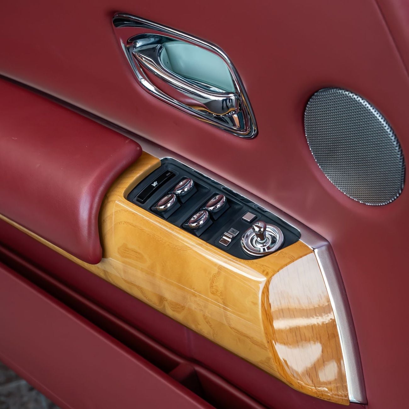 Rolls-Royce Phantom 2009 ROLLS ROYCE PHANTOM DROPHEAD GCC DONE 67,000KM