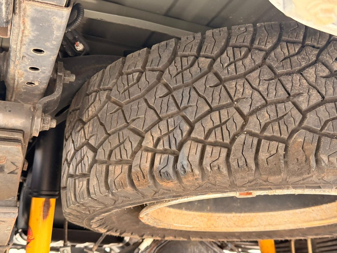 تويوتا هيلوكس SR5 export from Australia