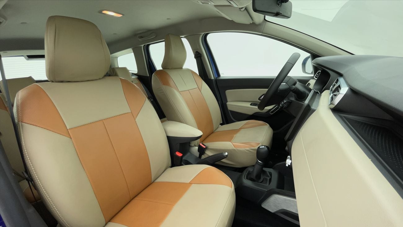 Renault Duster LE 1.6 | Zero Down Payment | Free Home Test Drive