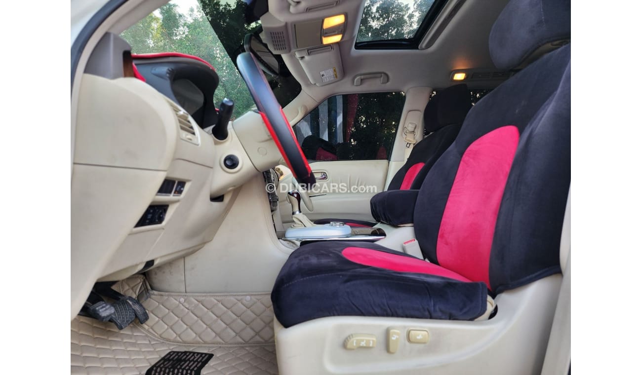 Infiniti QX56