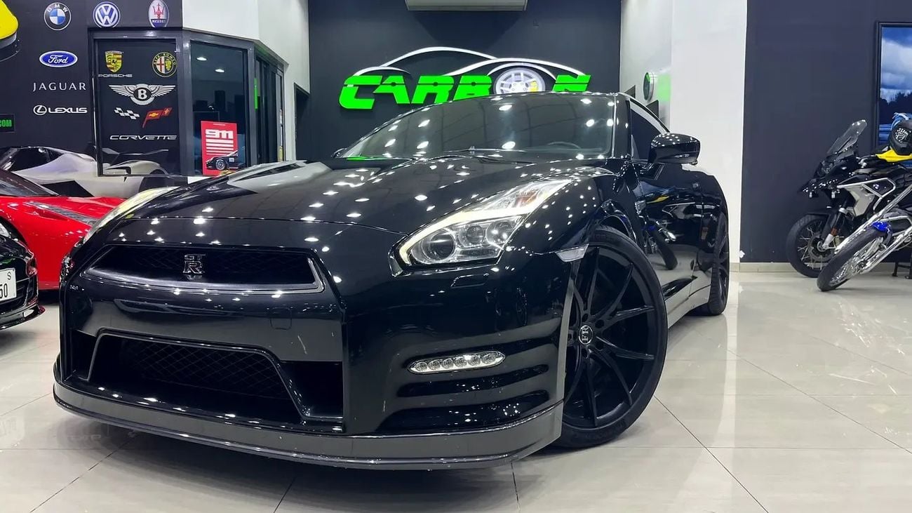 Nissan GT-R BLACK EDITION Nissan GT-R Nismo 2015