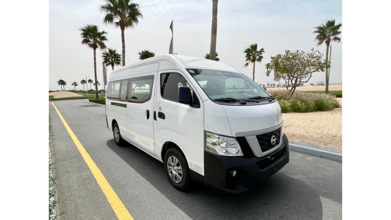 Nissan Urvan Window Van Wide Banking facilities without the need for a first payment
