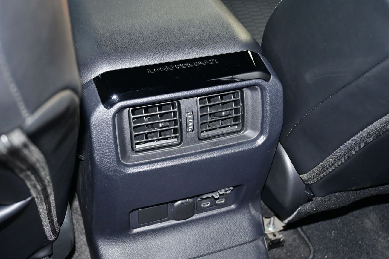 تويوتا برادو Toyota LC Prado i-FORCE MAX 2.4L Turbo L4 Hybrid, Model 2024\