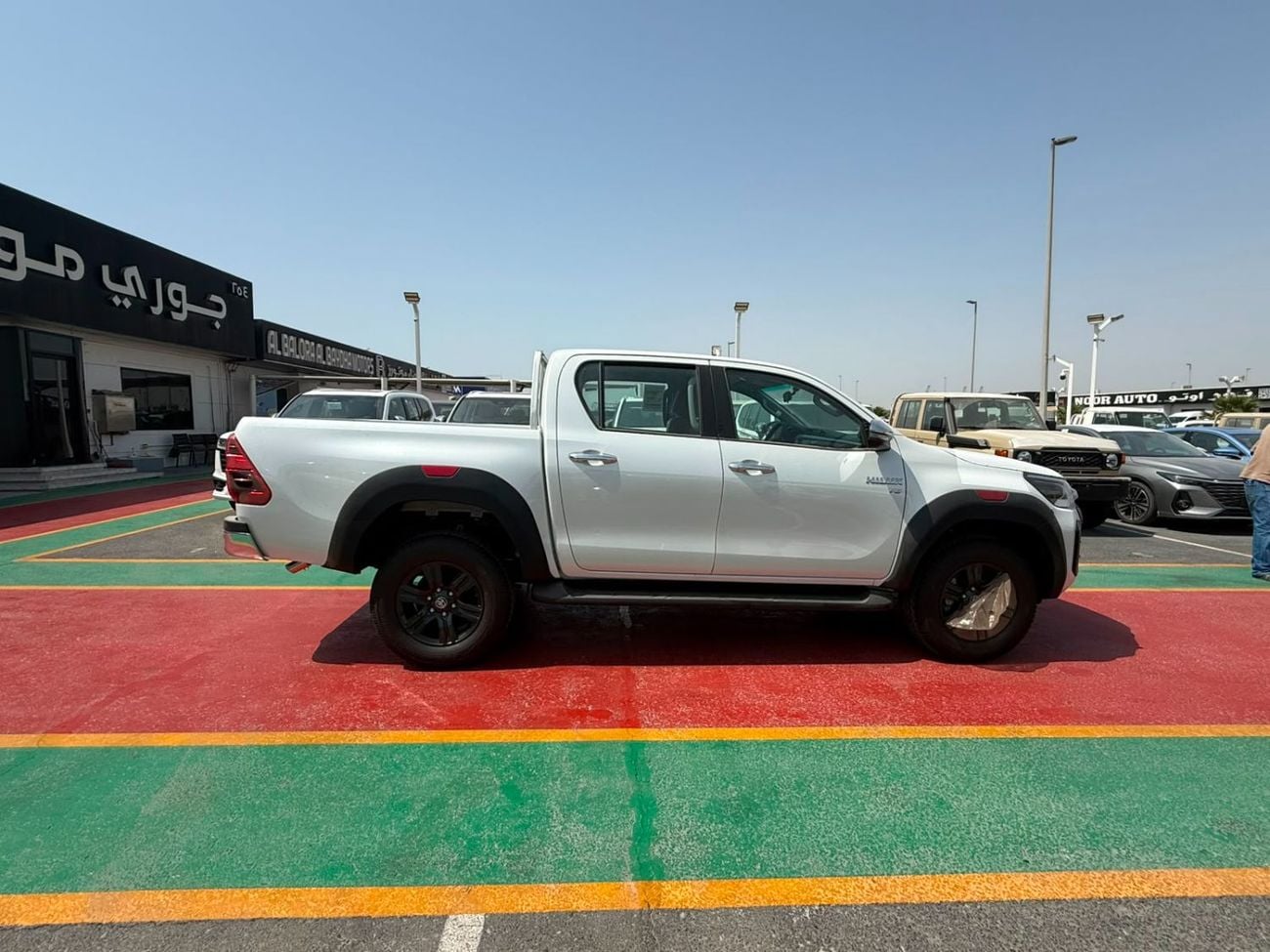 Toyota Hilux SR5 (NON GCC) HILUX 4.0L V6 , SR5 Full Option 4X4 D/C 2026 Model