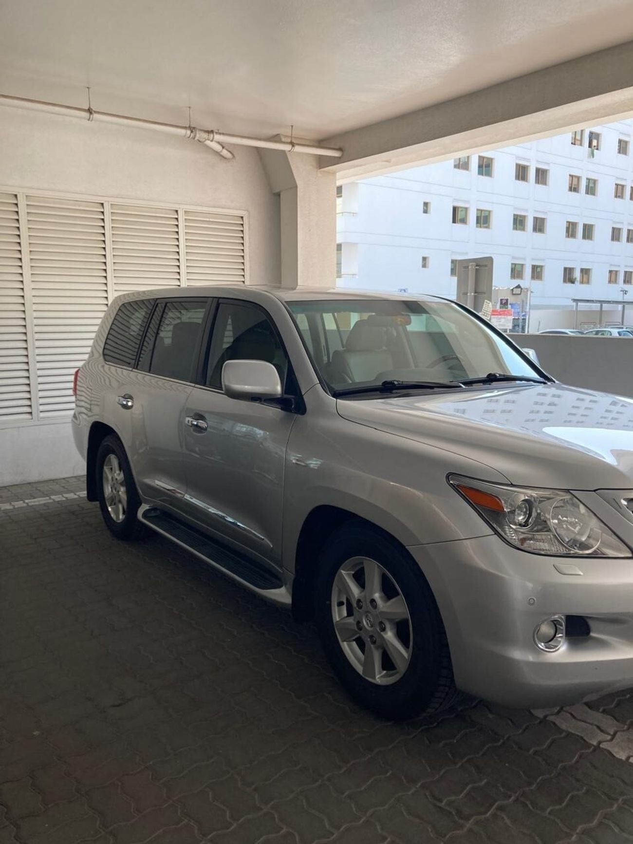 Lexus LX570 TOP