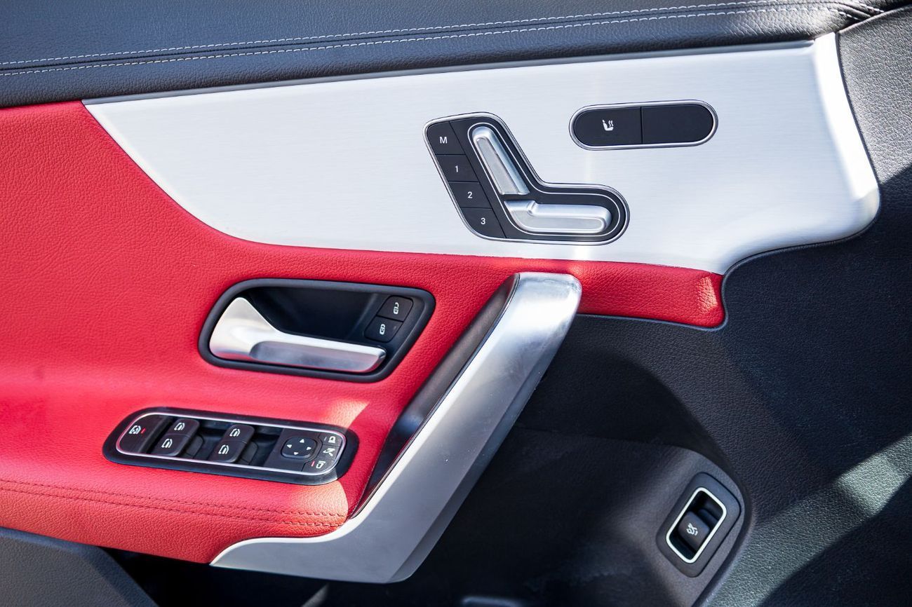 Mercedes-Benz CLA 250 4MATIC