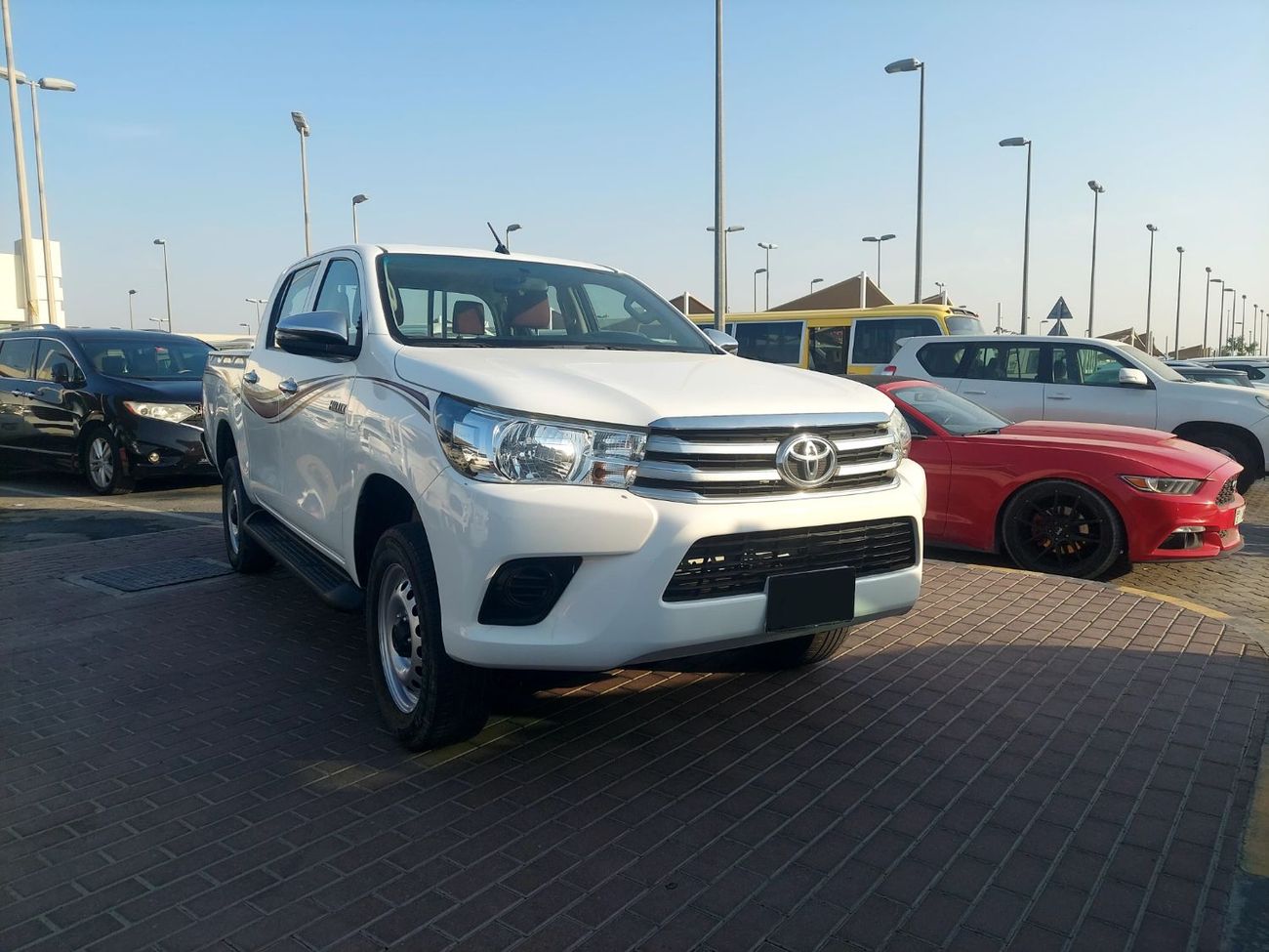 Toyota Hilux DC 2.4L 4WD DIESEL AUTOMATIC TRANSMISSION