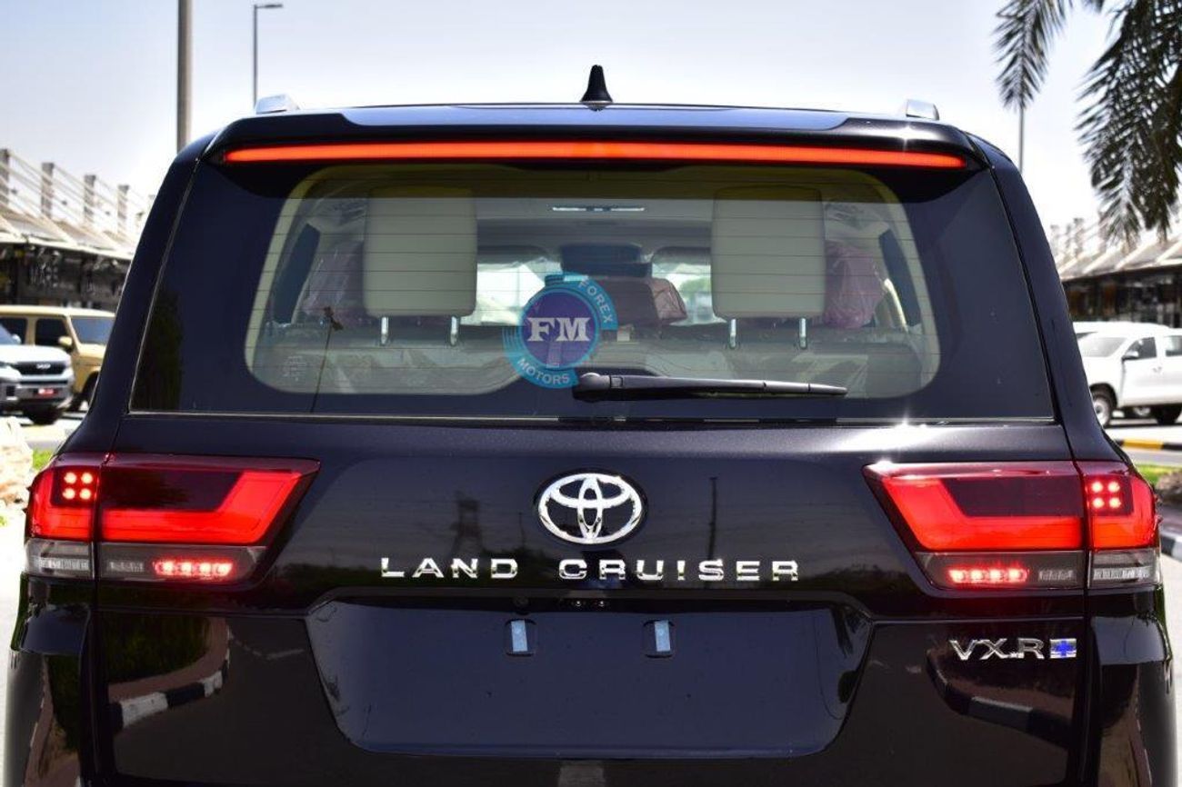 Toyota Land Cruiser 300 VXR+ V6 4.0L Petrol 4WD Automatic