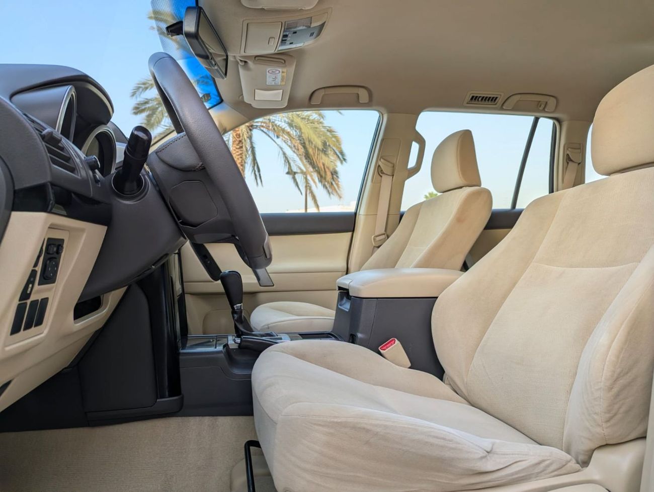 تويوتا برادو Toyota Prado LHD 2016 white colour