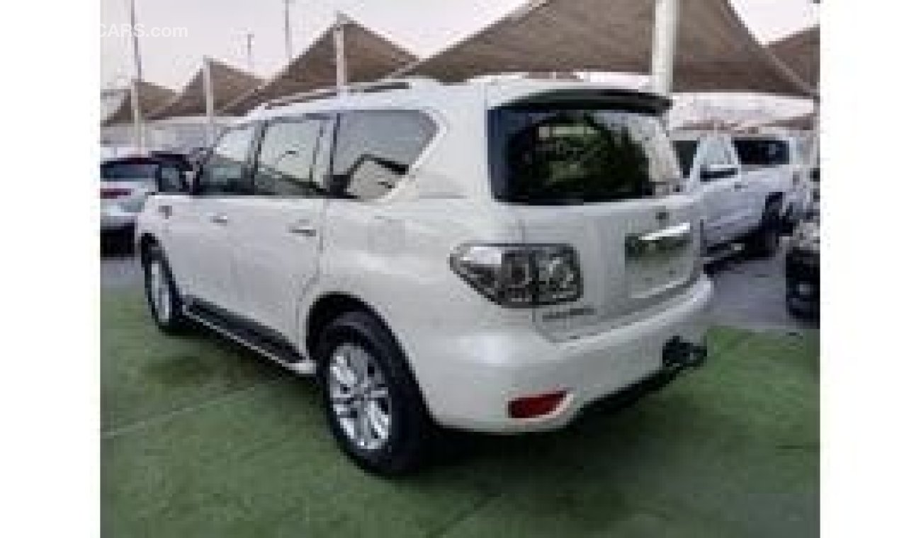 Nissan Patrol Gulf model 2012 number one leather hatch cruise control cruise control wheels sensors rear wing in e