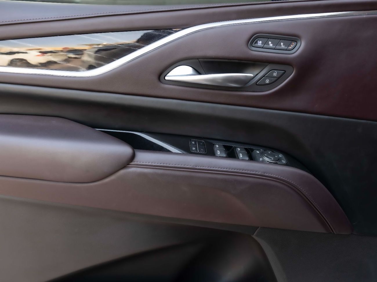 كاديلاك إسكالاد Escalade-V 6.2L