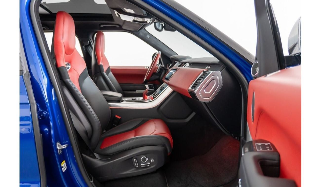 Land Rover Range Rover Sport SVR 5.0L (575 HP) AWD