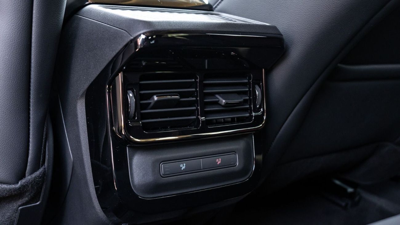 Land Rover Range Rover Evoque 2025 | RANGE ROVER EVOQUE 249PS PREMIUM HONOR