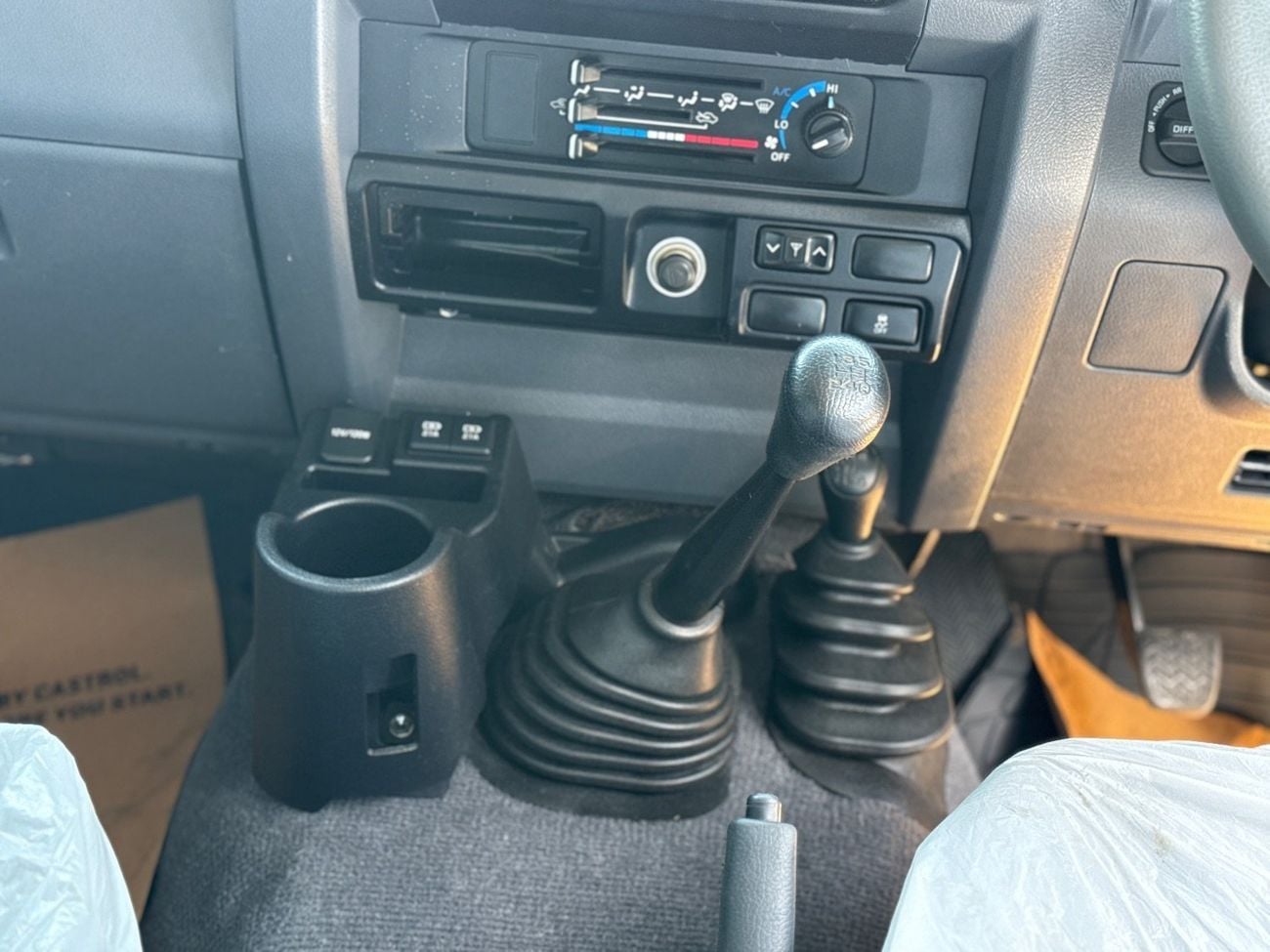 تويوتا لاند كروزر بيك آب Double Cabin 4.5L