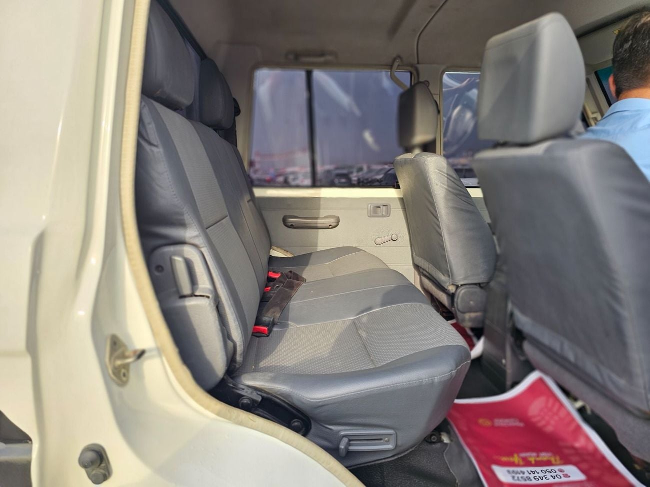 Toyota Land Cruiser Pick Up Double Cabin-RHD-4.5L-Diesel-Manual-4WD-8 Cylinders-5 Seats-4 Doors