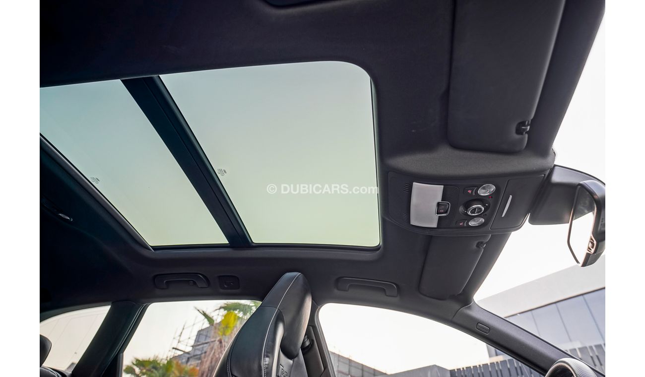 Audi RS4 2,918 P.M | 0% Downpayment | Full Option | Exceptional Condition!