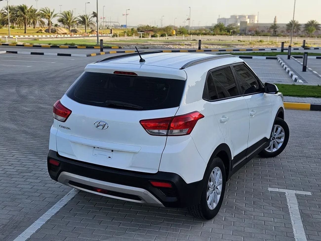 هيونداي كريتا GL | GCC Specs | Well Maintained Clean Compact Family Mid Sized Low KM SUV