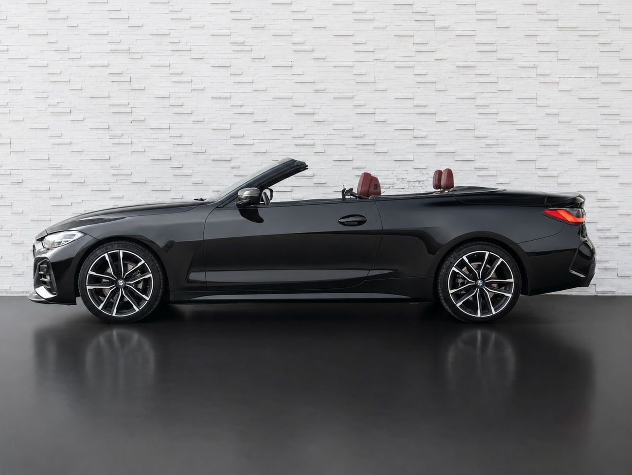 بي أم دبليو 420i CONVERTIBLE BMW 4 Series 420 2021 مواصفات خليجية