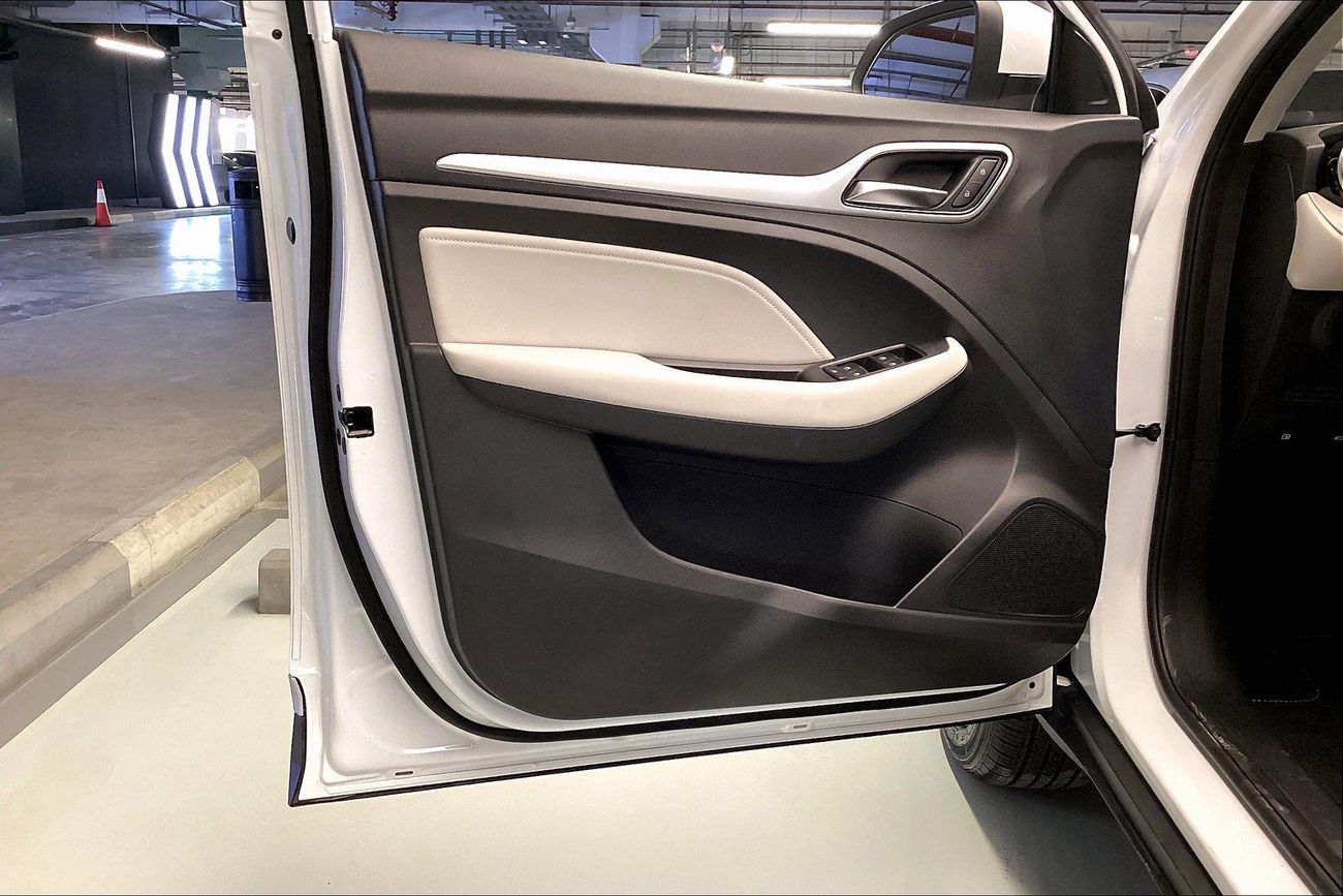 أم جي ZS Luxury | شامل الضمان | 0 ﺪﻔﻋﺓ ﺃﻮﻟﻯ