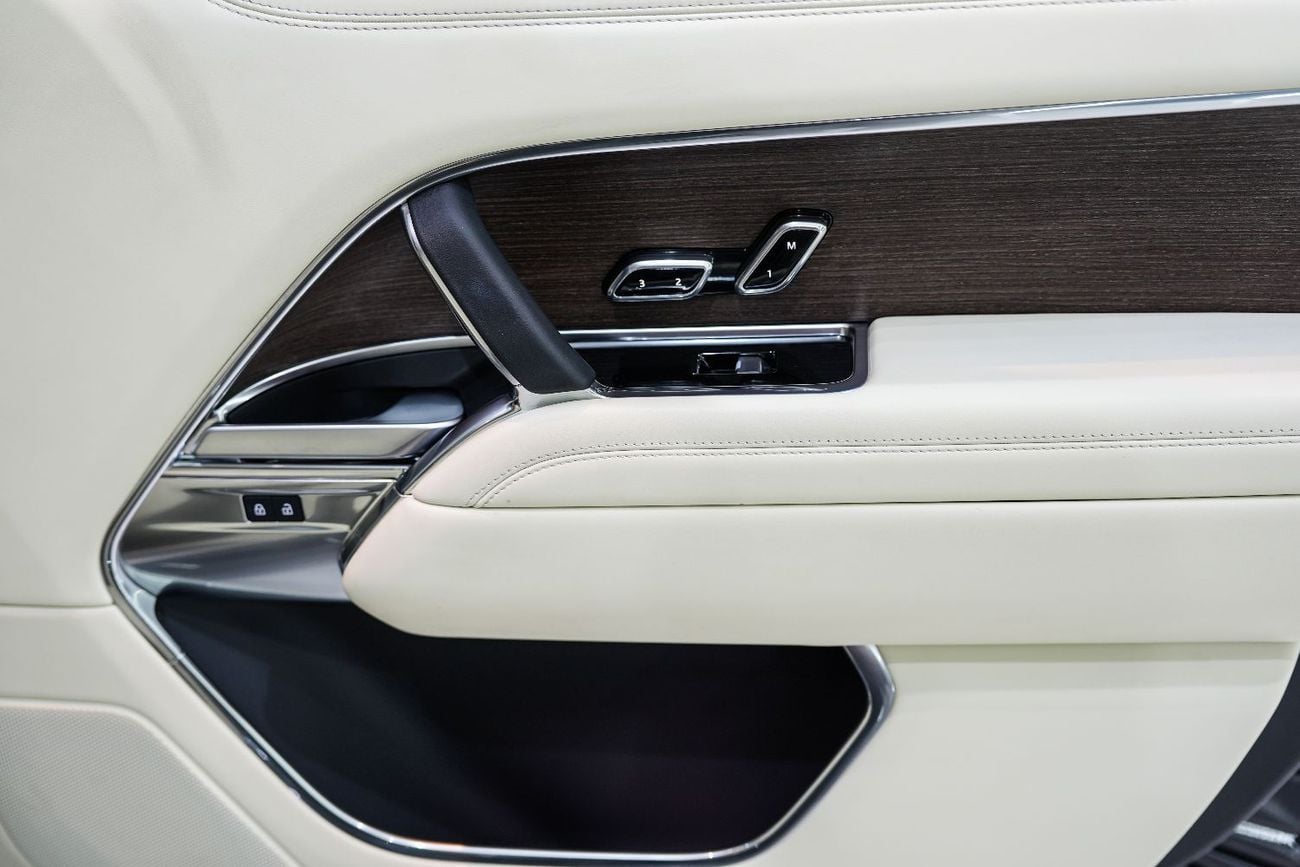 لاند روفر رينج روفر HSE P530 4.4L Vogue, Carbon Fiber Trim, Rear Entertainment Display, Dealer Warranty!!