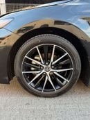 تويوتا كامري SE 2.5L (204 HP)