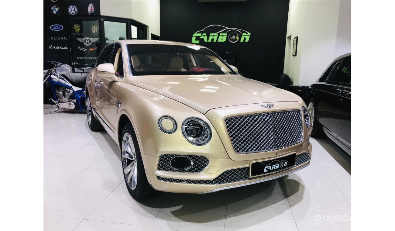 Bentley Bentayga - ( SIGNATURE ) - GCC - 5 YEARS WARRANTY