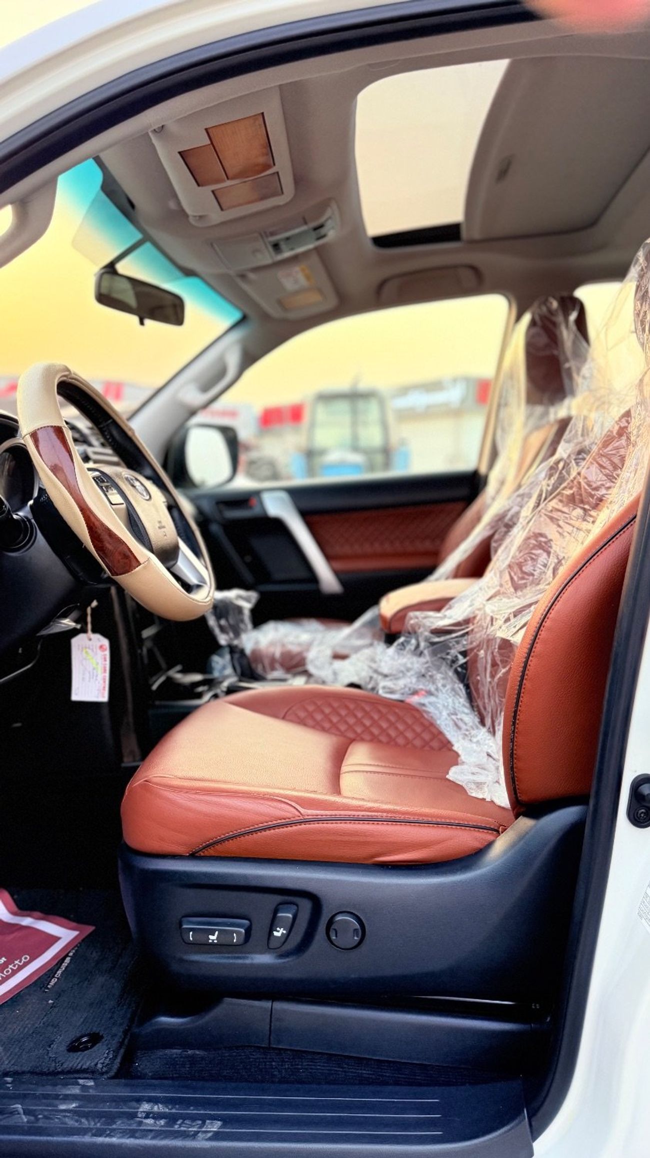 تويوتا برادو 2017 VXR V4 Full Option Top Of The Range Very Clean And Perfect condition