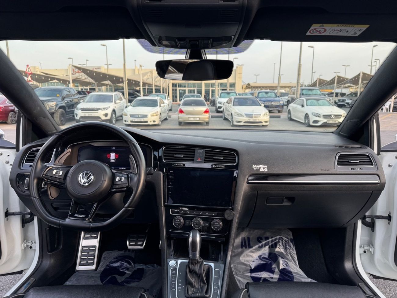 فولكس واجن جولف ار