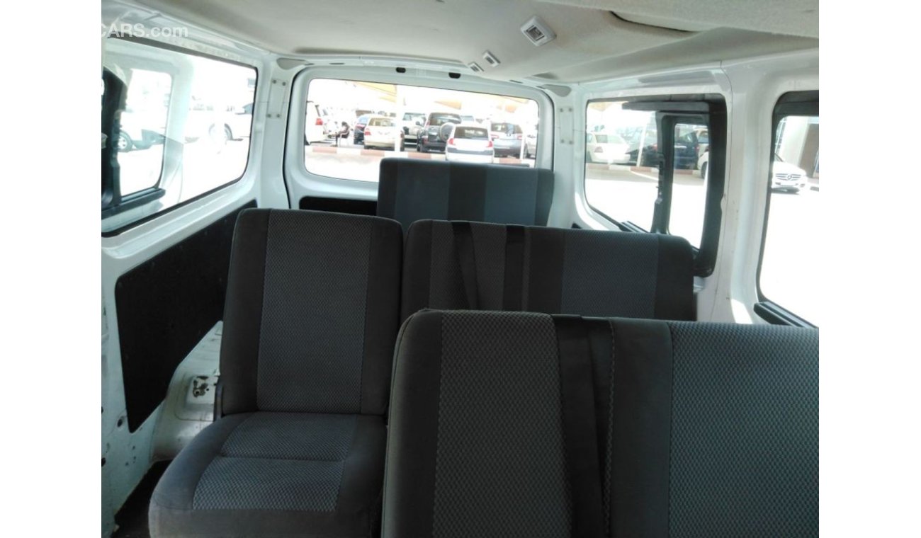 Nissan Urvan Nissan urvan 2014 gcc diesal for sale