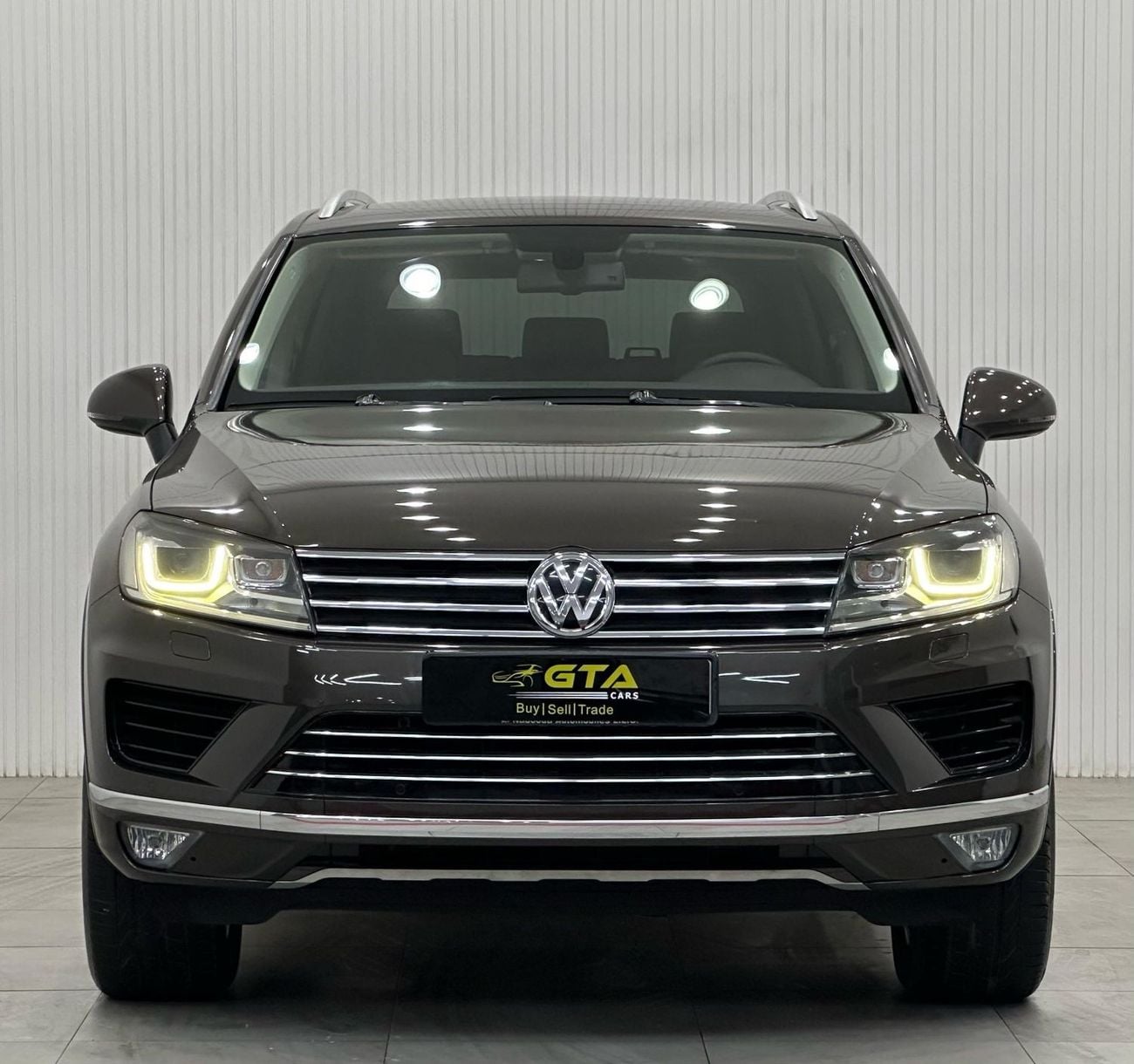 Volkswagen Touareg 2016 Volkswagen Touareg, Service History, Excellent Condition, GCC