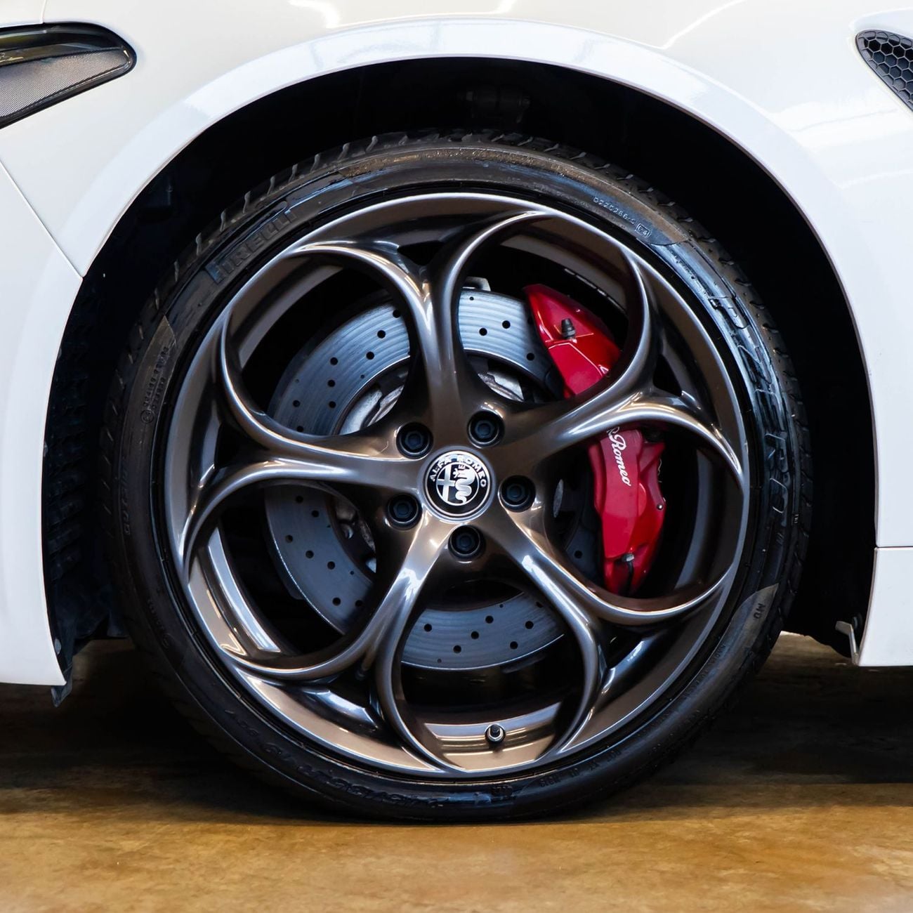 Alfa Romeo Giulia AED 3,161 P.M • 0% Downpayment • Alfa Romeo Giulia Quadrifoglio • 1 Year Warranty