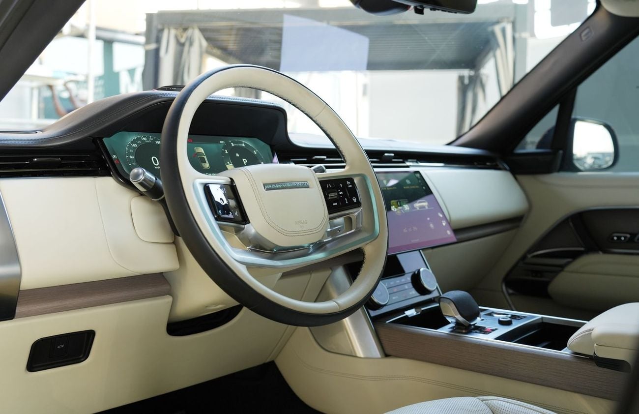 Land Rover Range Rover FIRST EDITION P530 (Batumi Gold)