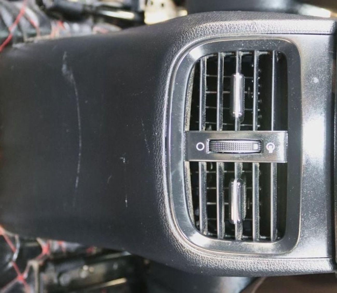 كيا سيراتو كيا سيراتو 2020  خليجى فل أوبشن  بحاله ممتازه ممشى 97000 كم بمحرك 1.6L- بسعر 38000 درهم