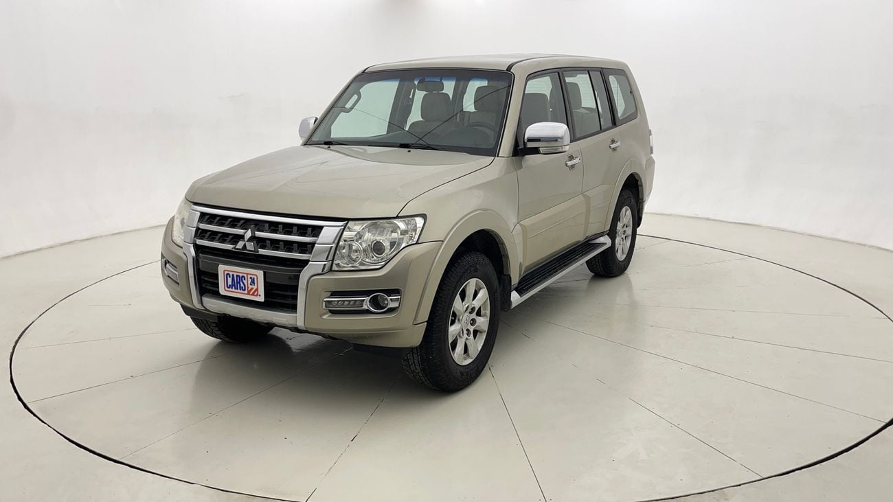 ميتسوبيشي باجيرو GLS LOWLINE 3.5 | بدون دفعة مقدمة | اختبار القيادة في المنزل