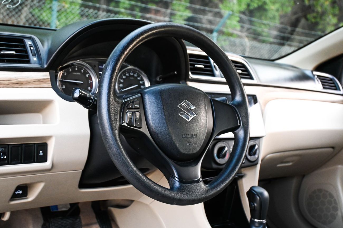 سوزوكي سياز Suzuki Ciaz 2023, Gulf specifications, basic option, in excellent condition