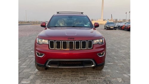 Jeep Grand Cherokee Jeep Grand Cherokee Laredo model 2014 in excellent condition inside and outside and warranty gear en